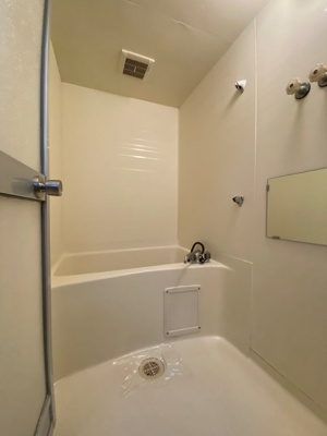 【寝室】 | エスペランサスゴ