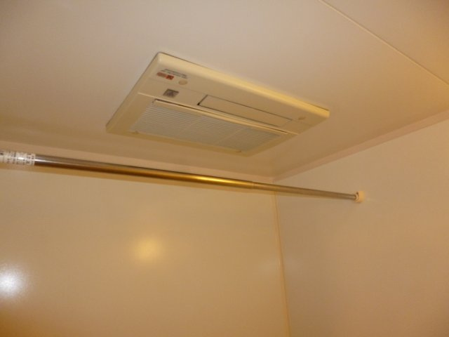 ルミナスガーデンの浴室|浴室乾燥機