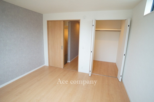 【寝室】 | 平野区流町2丁目　【B号地/全2棟】 | 【3階：洋室7帖】ウォークインクローゼット完備です♪