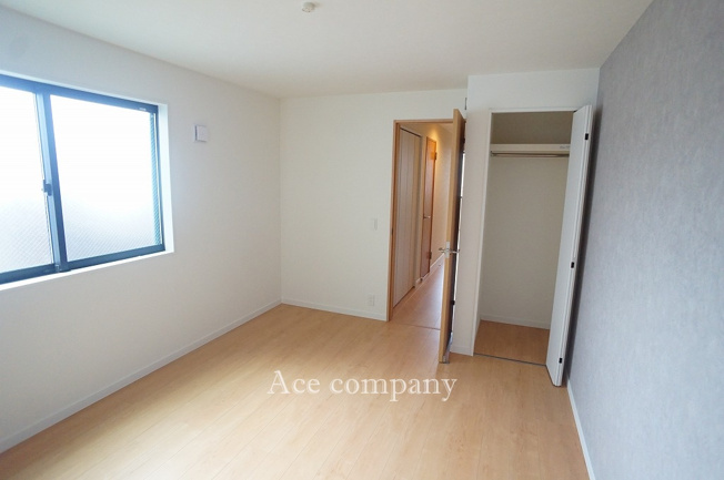 【子供部屋】 | 平野区流町2丁目　【B号地/全2棟】 | 【3階：納戸】クローゼット完備です♪