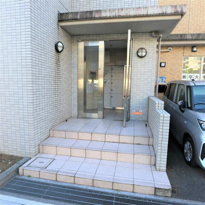 【エントランス】 | ＪＣアベニューみずほ台 | 清潔なエントランスです