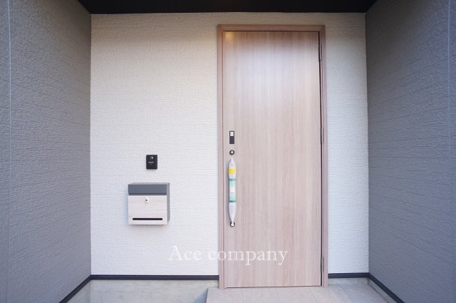 【玄関】 | 東大阪市花園東町2丁目　【EAST/全2棟】 | 玄関電子キーシステムで解施錠です☆