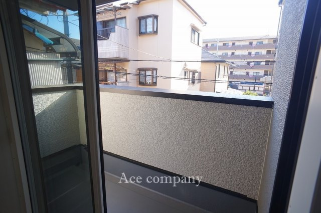 【バルコニー】 | 東大阪市花園東町2丁目　【EAST/全2棟】 | バルコニーは2階と3階にあります☆こちらはリビングに面した2階のバルコニー☆南向き☆水栓完備です☆