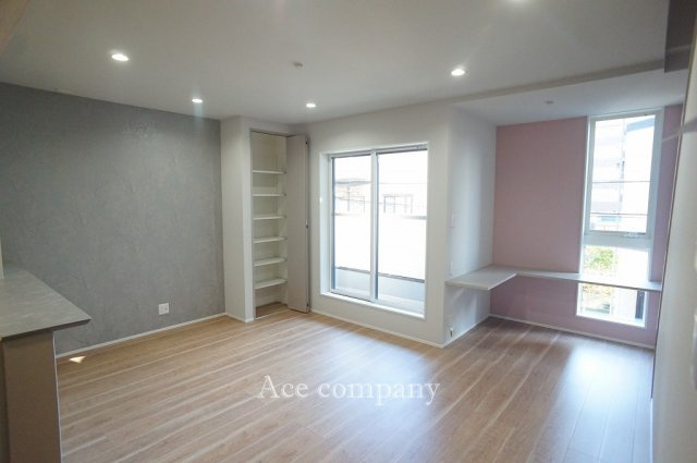 【居間・リビング】 | 東大阪市花園東町2丁目　【EAST/全2棟】 | 【LDK：約16.5帖】