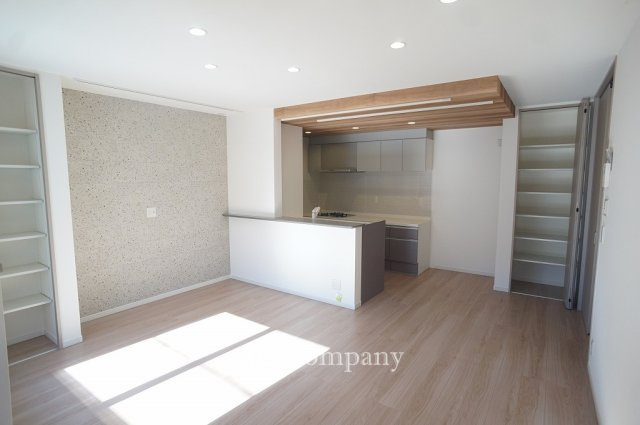 【居間・リビング】 | 東大阪市花園東町2丁目　【WEST/全2棟】 | 【LDK：約16.5帖】