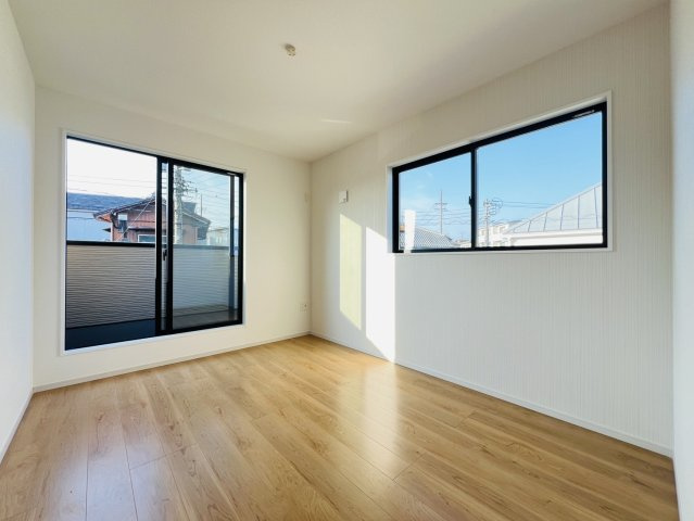 大府市森岡町5丁目334番、335番『仲介手数料無料』新築戸建ての洋室