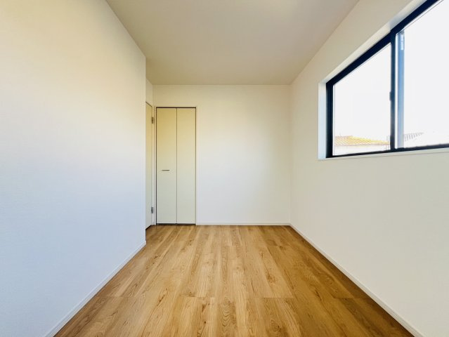 大府市森岡町5丁目334番、335番『仲介手数料無料』新築戸建ての洋室