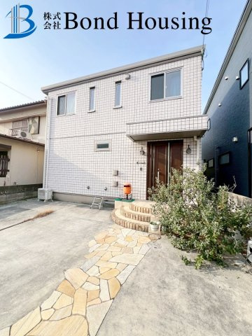 セキスイハイム施工・お車3台駐車可　魚住町西岡　築6年の外観