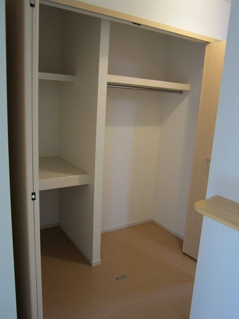 エクスナイズμの収納