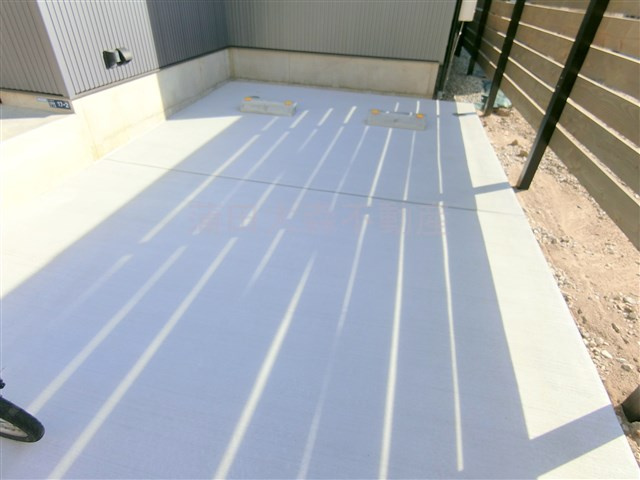 ユーハウスAの駐車場|駐車場