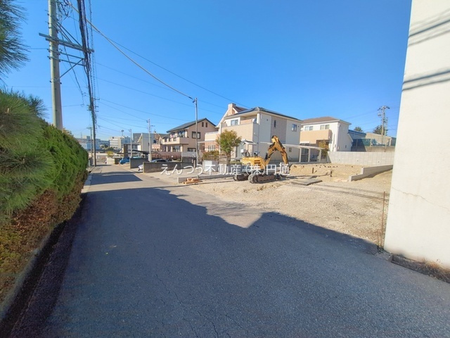 リーブルガーデン浅田平子の前面道路含む現地写真