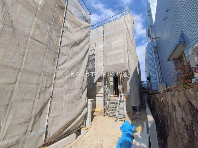 リーブルガーデン浅田平子の前面道路含む現地写真