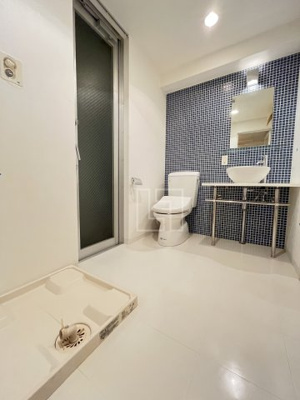 【ロビー】 | ルクレ堺筋本町レジデンス | ルクレ堺筋本町レジデンス　室内洗濯機置き場