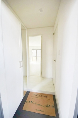 【玄関】 | Ｊｃ　Ｒｅｖｅｕｒふじみ野 | 明るい玄関です