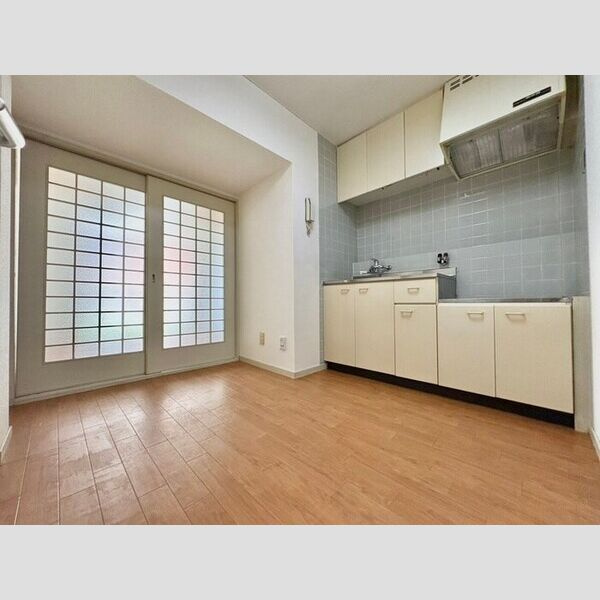 パインヒルズ西明石の居間・リビング