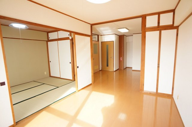 【居間・リビング】 | グリーンヒルズ新津