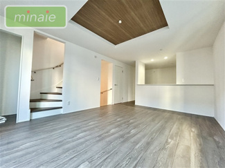 【居間・リビング】 | パントリー付き　北本町　全2棟　2号棟 | 販売現地