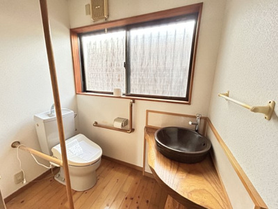 【トイレ】 | 白川売家 | 安心の介護対応、リフォーム済トイレ！