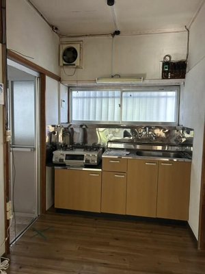【キッチン】 | 水谷東３丁目貸家 | お料理しやすいキッチンです