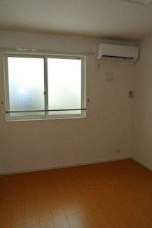 【内装】 | クヴェレ | 中はこのようになっています