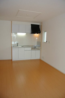 【居間・リビング】 | クヴェレ | こちらの居間で趣味の時間をお楽しみください