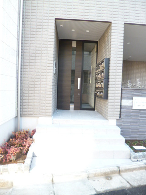 エリンコート新江古田のエントランス|★エントランス★