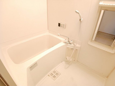 【浴室】 | インプレス | 日々の疲れを癒すお風呂付です