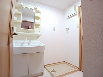 【洗面所】 | インプレス | スペースが確保できる洗面所です