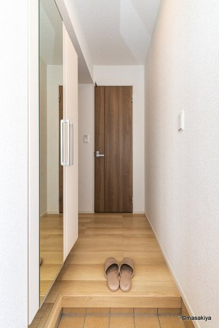コーポラス院台　Ｂの玄関