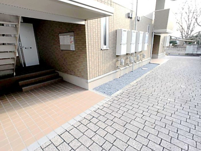 【エントランス】 | シーダー ヒル