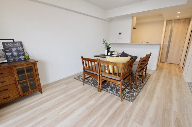 ファミール二日市の居間・リビング|同社施工例の写真