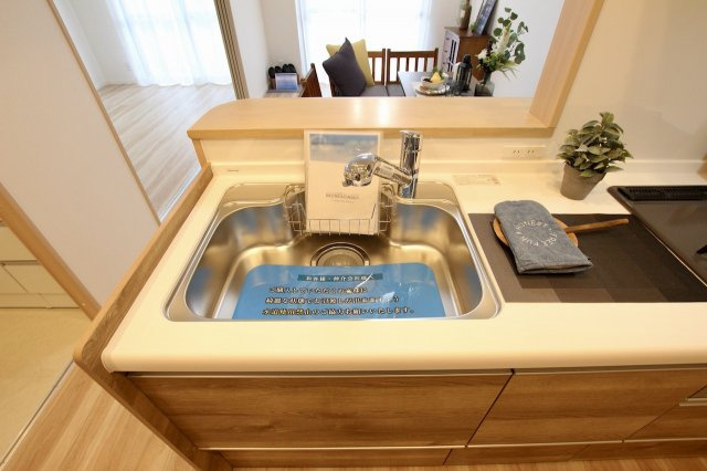 ファミール二日市のキッチン|同社施工例の写真