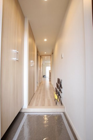 ファミール二日市の玄関|同社施工例の写真