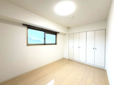 【洋室】 | サーパス東町