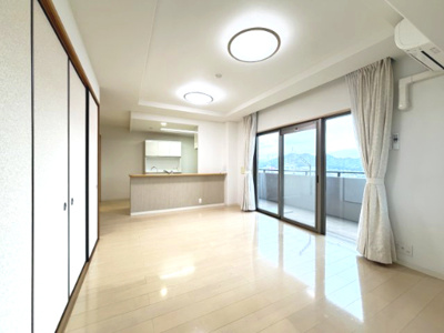 【居間・リビング】 | サーパス東町