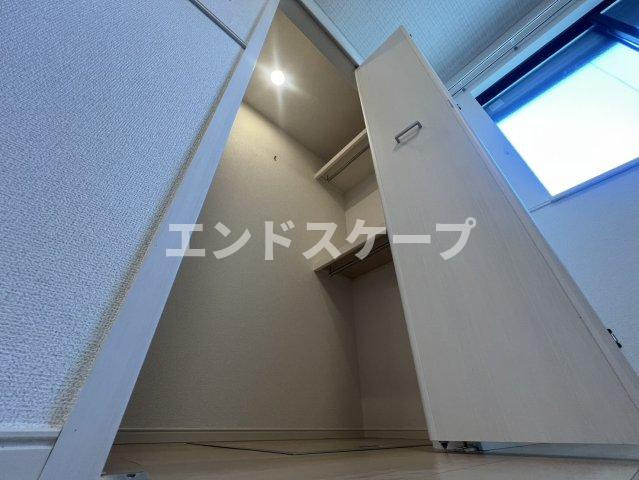 メゾン　アンソレイエ　下之城Ⅰの収納|高崎、前橋のお部屋探しはエンドスケープまで！お客様の理想お聞かせ下さい♪