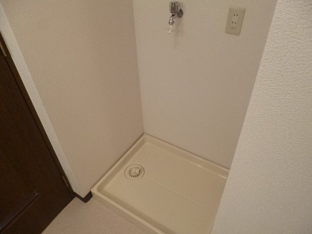 【設備】 | EAST1