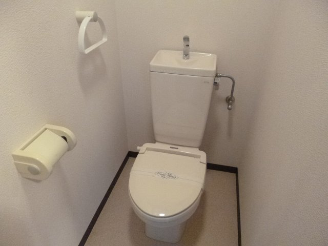 【トイレ】 | EAST1 | トイレです