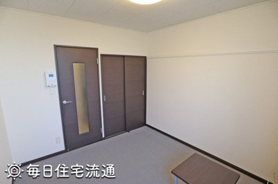 【洋室】 | ルミエール北沢
