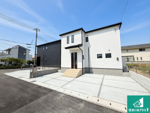 淡路市大磯　第2期　新築一戸建ての外観|安心の10年保証！外観を美しく保ち、雨水で汚れを落とします！気になることがありましたら、お気軽にお問い合わせください！