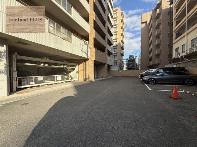 アルス関目の駐車場