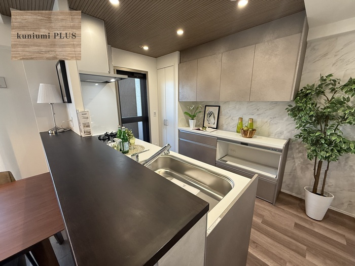 アルス関目のキッチン