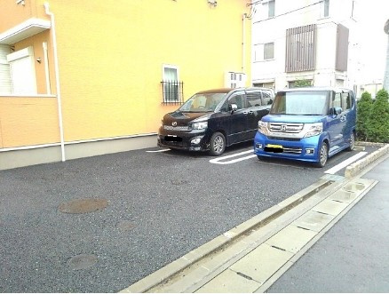 カーサユキの駐車場