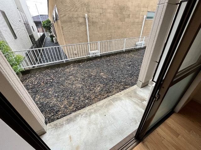 エルタウン中畑（Ｌ　ＴＯＷＮ中畑）の庭|ベランダ