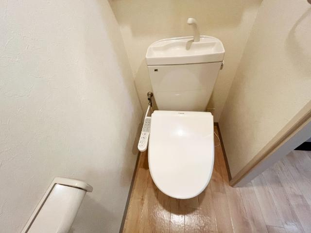 グランディールⅡのトイレ|シャワー付トイレ