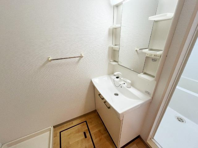 グランディールⅡの洗面所|洗髪洗面化粧台