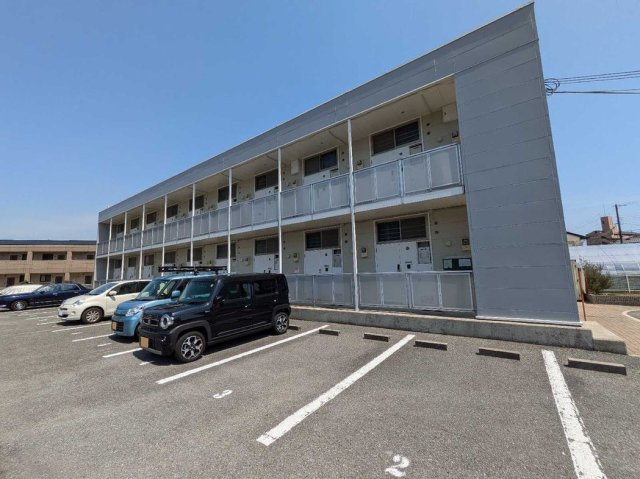 レオパレスインパストラルの外観