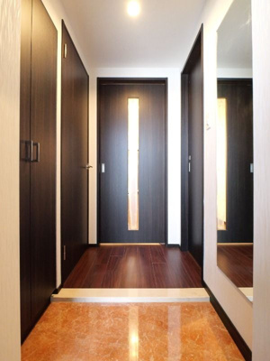 【玄関】 | プレジオ東三国