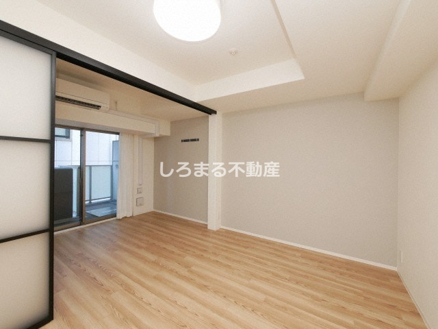 クロスレジデンス阿波座の居間・リビング