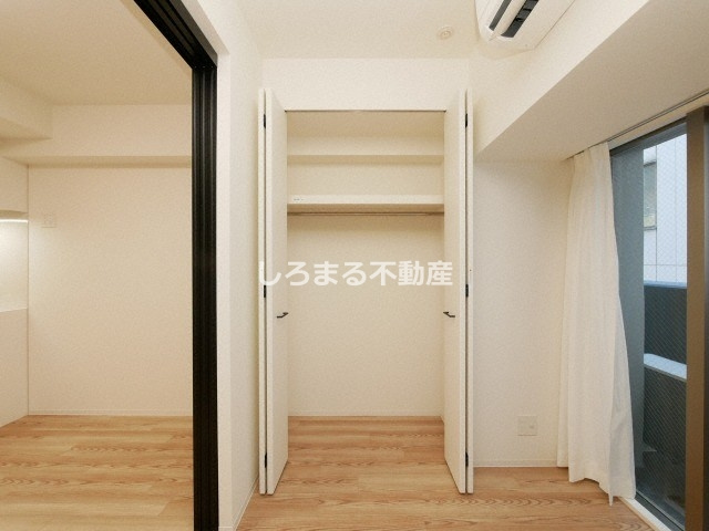 クロスレジデンス阿波座の収納